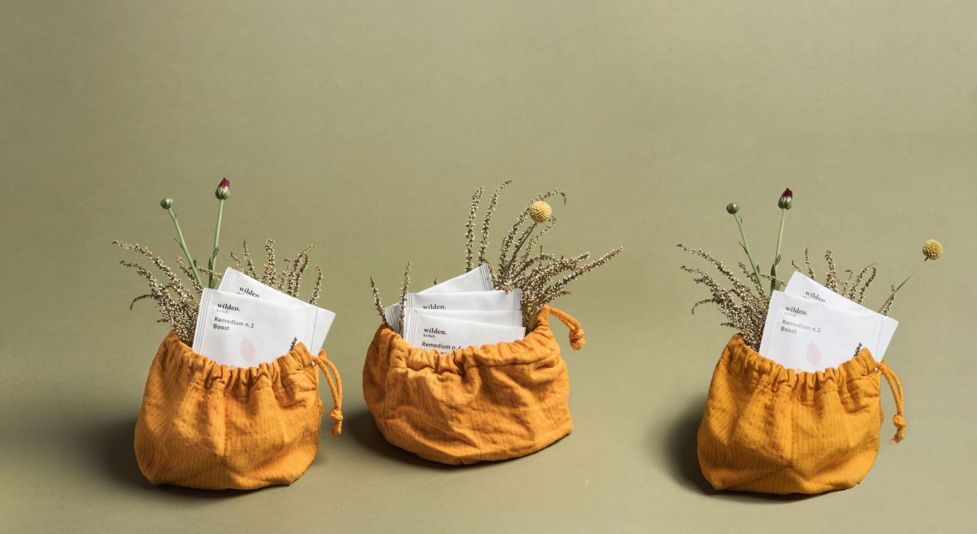 Le piante biologiche delle tisane Wilden.herbals Le piante biologiche delle tisane Wilden.herbals