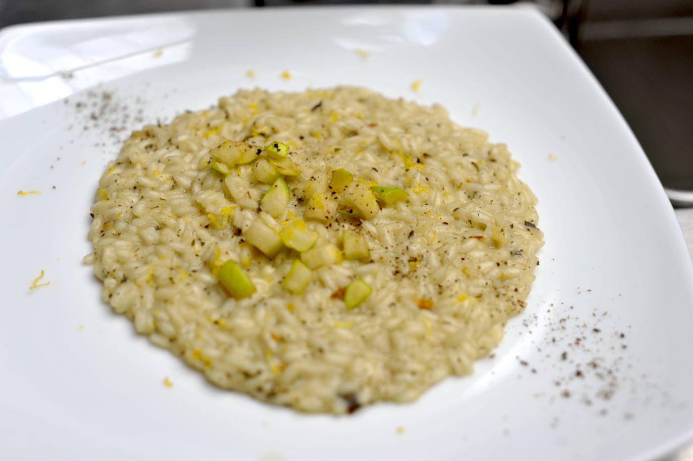 Risotto con pere sciroppate e infuso Remedium n. 3 - Digestive Risotto con pere sciroppate e infuso Remedium n. 3 - Digestive