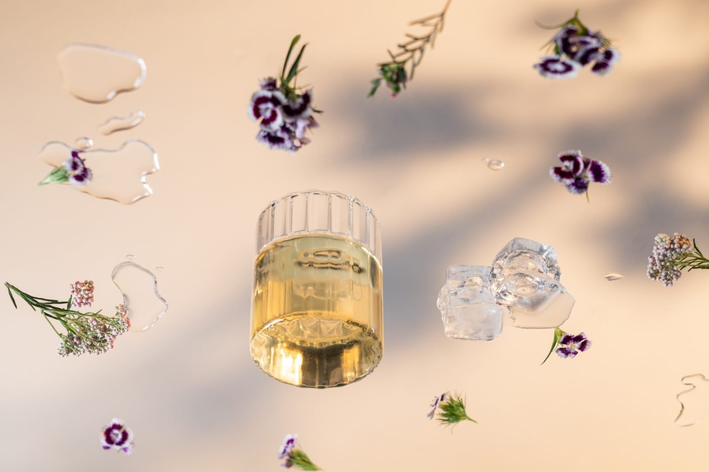 Refresh your nature: come preparare le tisane fredde, must dell’estate Refresh your nature: come preparare le tisane fredde, must dell’estate