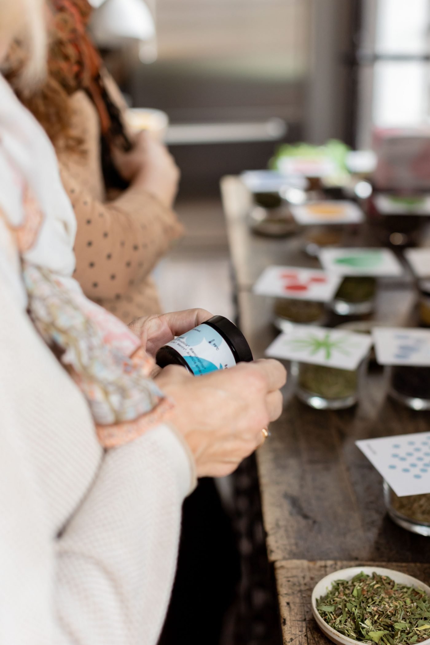 QuieTea, der Wilden.herbals Health-Kräutertee, der Ruhe bei Stress und Angstzuständen fördert